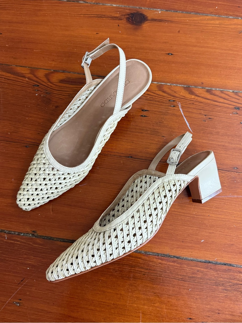 EUC Bernardo Cream Woven Leather Slingback Block Heel Pumps Cream Sz 7.5 ❤️🍄